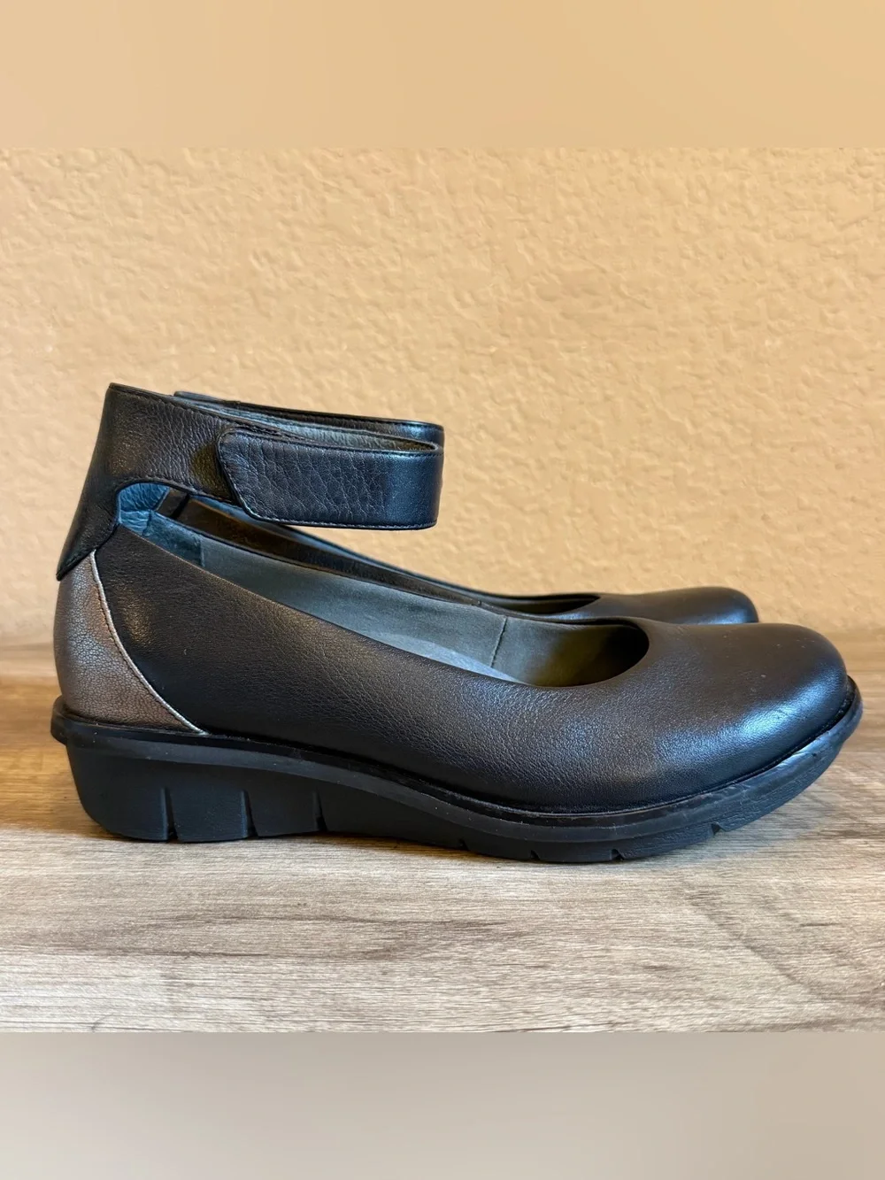 Dansko Jenna Wedge Pump Mary Jane Style Shoes - Picture 2 of 11